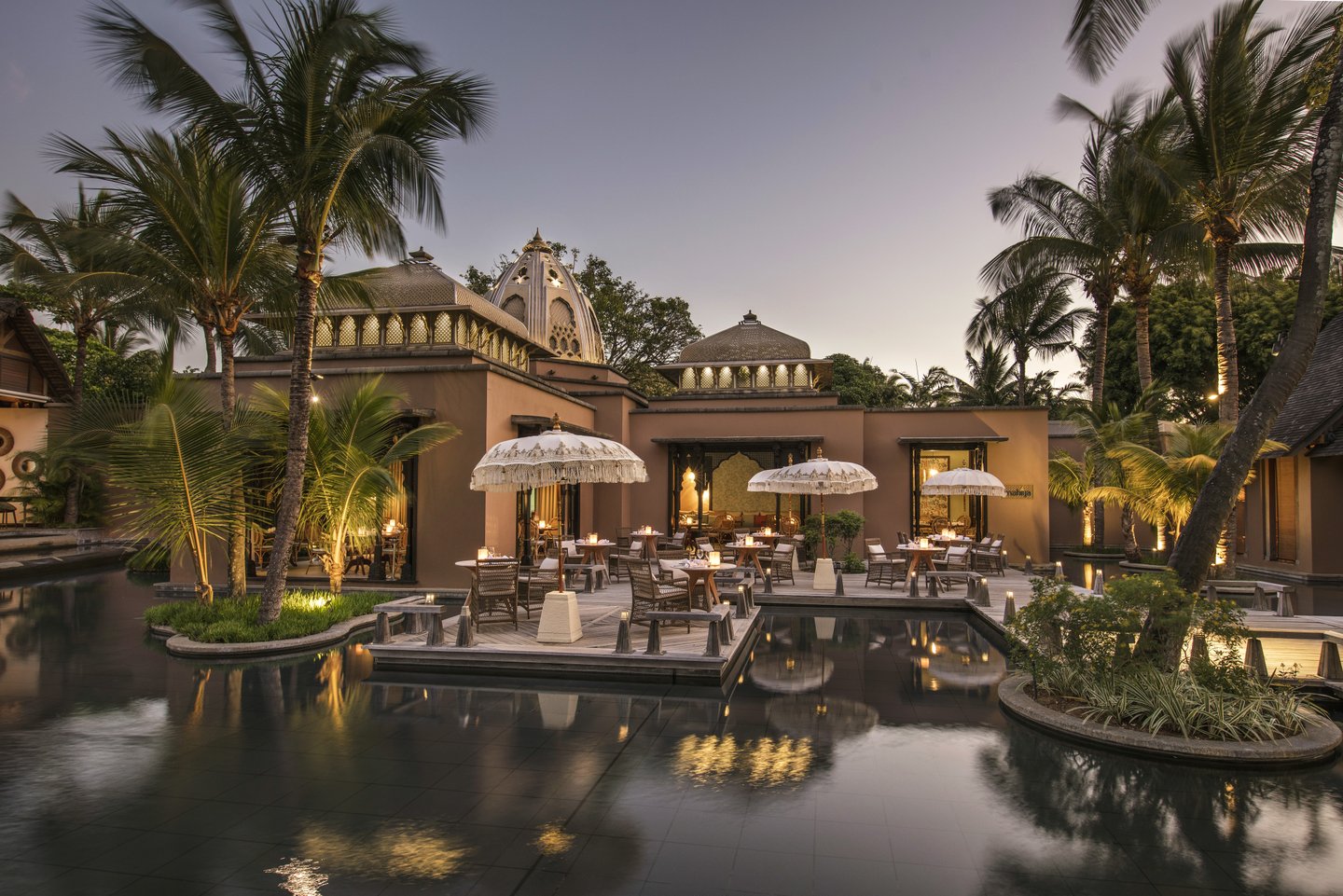 Trou aux Biches Beachcomber Beach Restaurant